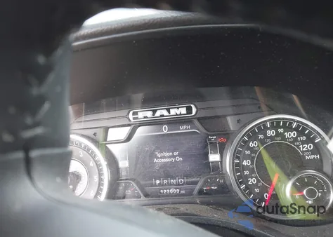 2020 Ram 1500 Big Horn 4X4 5'7 Box from USA, damaged, VIN 1C6RRFFGXLN230731